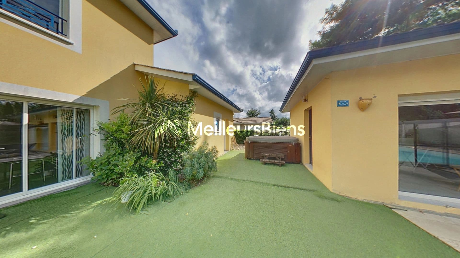 210 m² de Prestige à 20 minutes de Bordeaux