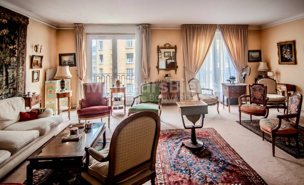 Doumer-Passy : 4 pièces ,117 M2 à rénover