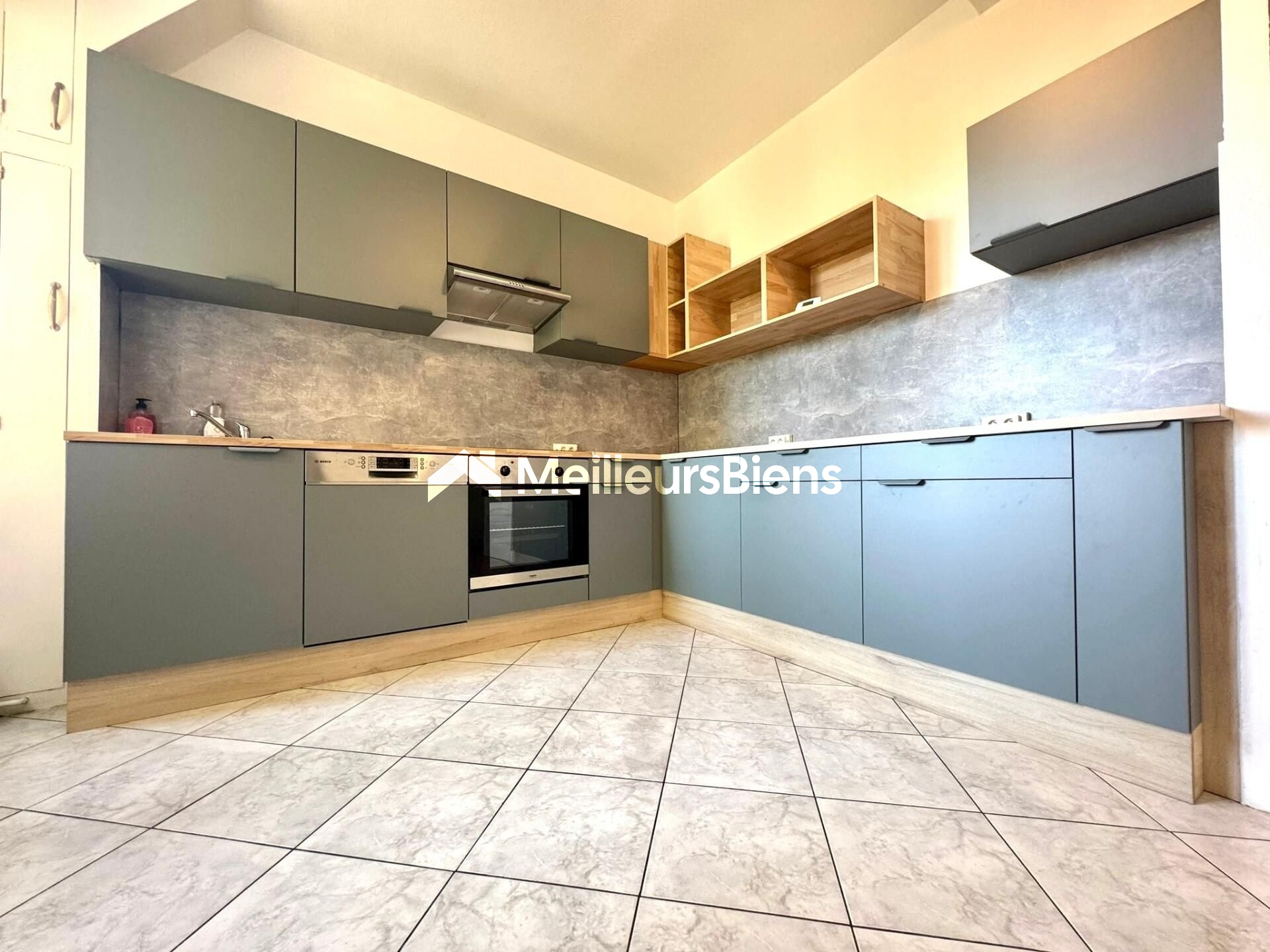 Appartement Haussmanien rénové - 110 m2 - 3 chambres - Centre ville de BELFORT