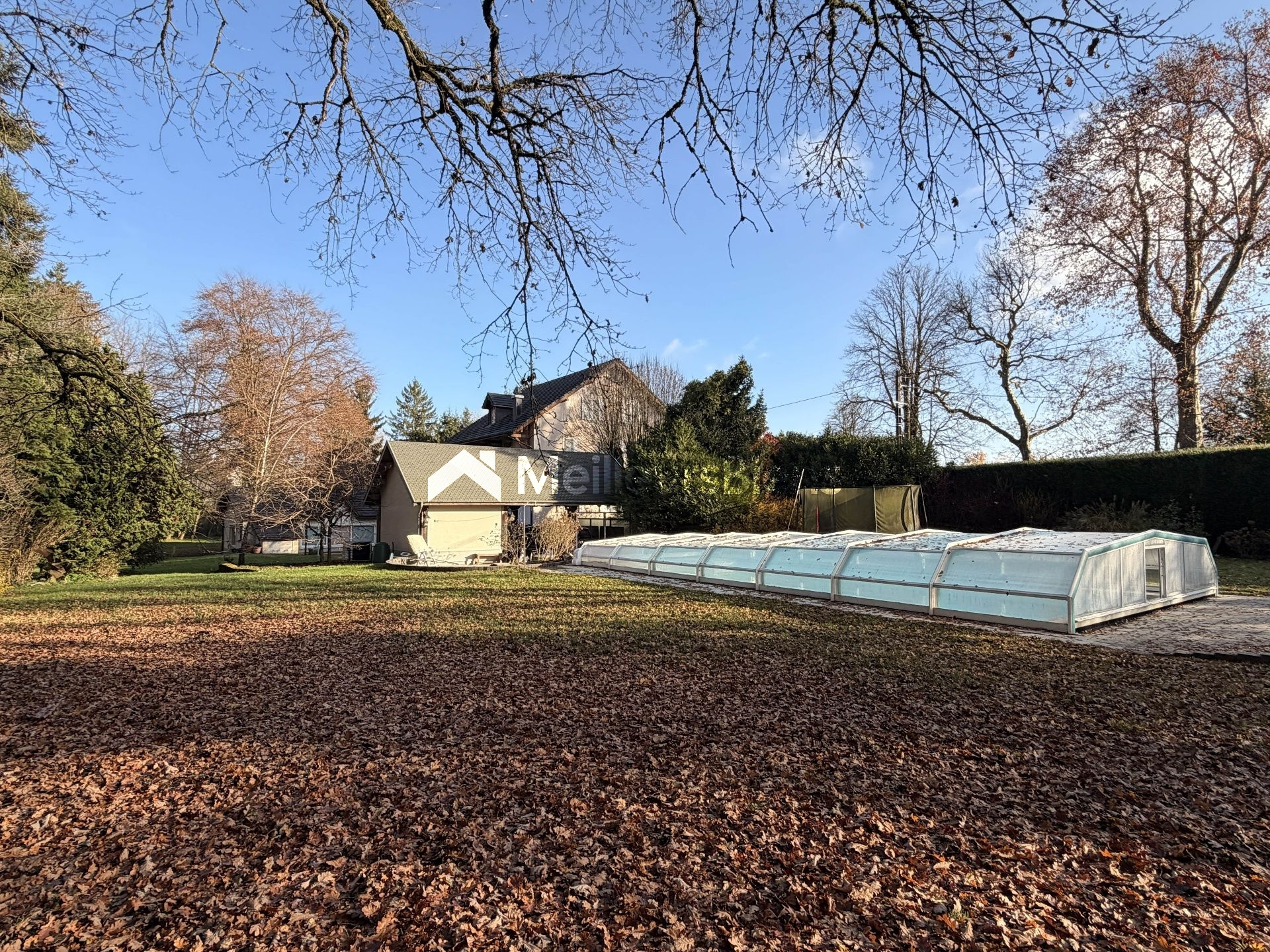 Bien d'exception ! Maison de Maître de 375 m2 sur 90 ares de terrain - Montreux Château